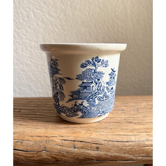 Mason's Willow England Ironstone Blue and White - Picture 1 of 4